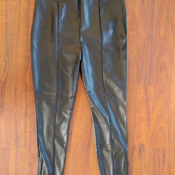 Faux Leather Leggings - Picture 3 of 6